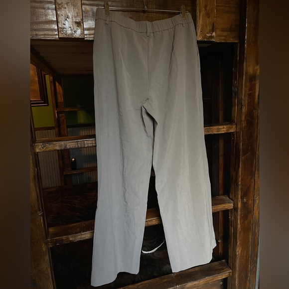 Tan dress pants - Picture 3 of 5